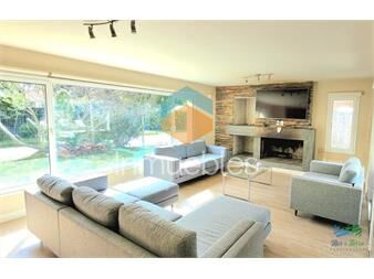 https://www.gallito.com.uy/moderna-casa-en-venta-4-dormitorios-4-baãos-inmuebles-25490837