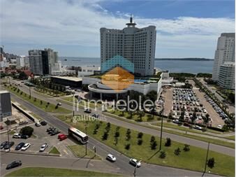 https://www.gallito.com.uy/venta-de-apto-en-punta-del-este-mansa-vista-mar-inmuebles-27382730
