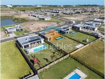 https://www.gallito.com.uy/venta-terreno-frente-al-lago-barrio-la-juana-inmuebles-27118132