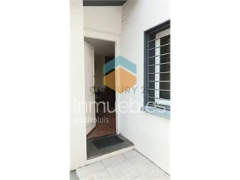 https://www.gallito.com.uy/amplia-casa-en-propiedad-horizontal-sobre-avenida-rivera-inmuebles-27383278
