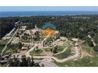 https://www.gallito.com.uy/lote-en-barrio-privado-barrio-golf-inmuebles-27392883