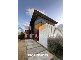 https://www.gallito.com.uy/casa-en-venta-y-alquiler-temporal-de-3-suites-y-inmuebles-24184983