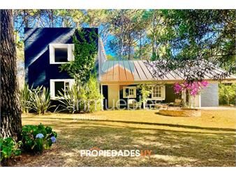 https://www.gallito.com.uy/casa-en-venta-en-club-del-lago-punta-ballena-4-inmuebles-26669534