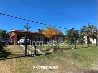 https://www.gallito.com.uy/vende-casa-de-3-dormitorios-en-pinares-cerca-del-inmuebles-26881563