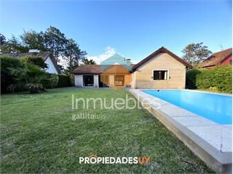 https://www.gallito.com.uy/punta-del-este-chalet-con-piscina-barbacoa-y-4-inmuebles-26684662