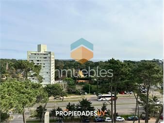 https://www.gallito.com.uy/doce-lunas-de-1-dormitorio-en-venta-en-av-del-inmuebles-26701595