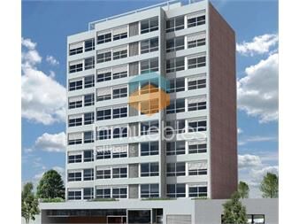 https://www.gallito.com.uy/venta-de-apartamento-de-3-dormitorios-y-dos-baños-en-el-cen-inmuebles-27107517