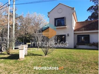 https://www.gallito.com.uy/casa-en-pinares-3-dormitorios-piscina-y-1000-m2-inmuebles-26406649