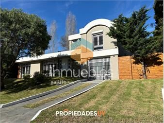 https://www.gallito.com.uy/excepcional-casa-en-venta-de-4-dormitorios-inmuebles-26122276