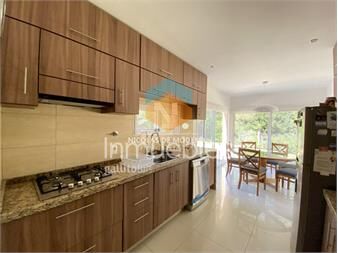 https://www.gallito.com.uy/vende-casa-de-4-dormitorios-en-punta-del-este-inmuebles-27130036