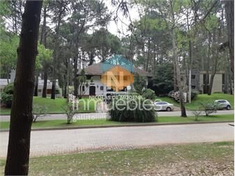 https://www.gallito.com.uy/barrio-cerrado-a-pasos-del-mar-con-todos-los-del-inmuebles-25036822