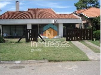 https://www.gallito.com.uy/lindo-chalet-de-4-dormitorios-a-2-cuadras-del-inmuebles-25034664