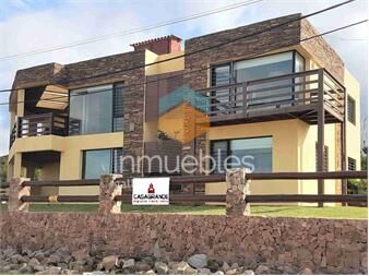 https://www.gallito.com.uy/casa-punta-del-diablo-inmuebles-27410539