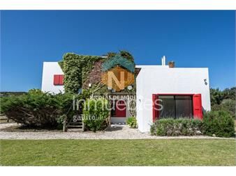 https://www.gallito.com.uy/vende-casa-en-jose-ignacio-de-4-dormitorios-inmuebles-27411572