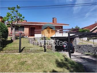 https://www.gallito.com.uy/vende-casa-de-2-dormitorios-en-cantegril-punta-inmuebles-24995918
