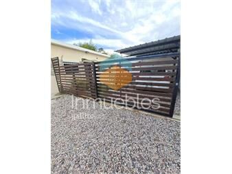 https://www.gallito.com.uy/venta-casa-en-lomas-de-solymar-sur-2-d-jardin-cochera-par-inmuebles-27383284