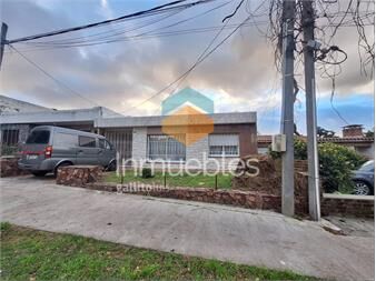 https://www.gallito.com.uy/venta-casa-3-dormitorios-2-baños-gran-fondo-parillero-y-gge-inmuebles-27416417