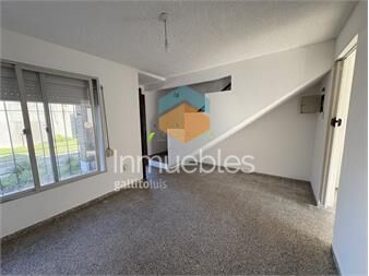 https://www.gallito.com.uy/zum-felde-parque-rivera-barrio-cerrado-con-inmuebles-27434644