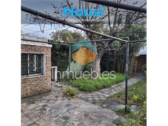 https://www.gallito.com.uy/alquiler-casa-2-dormitorios-garaje-y-parrillero-malvin-su-inmuebles-27437885