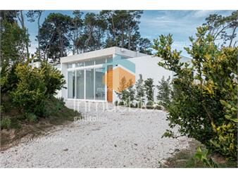https://www.gallito.com.uy/casa-a-estrenar-zona-colegios-inmuebles-26150244