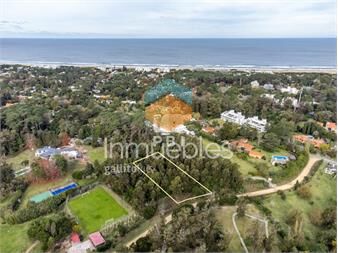 https://www.gallito.com.uy/terreno-con-excelente-ubicacion-en-verdemar-inmuebles-24956682
