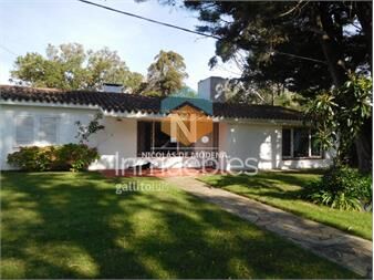 https://www.gallito.com.uy/construcciã³n-solida-ubicada-en-golf-inmuebles-24988040