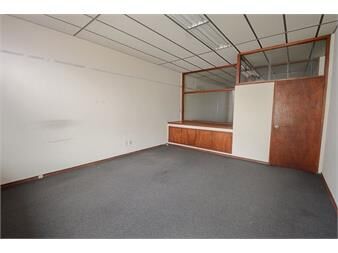 https://www.gallito.com.uy/venta-oficina-recepcion-y-3-privados-112m2-centro-inmuebles-26963106