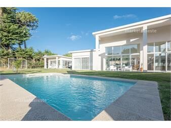 https://www.gallito.com.uy/casa-en-punta-del-este-moderna-inmuebles-27448593