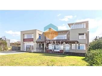 https://www.gallito.com.uy/venta-excelente-casa-frente-a-la-playa-en-mansa-inmuebles-23137350