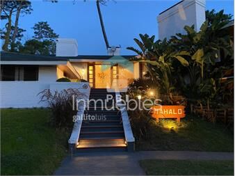 https://www.gallito.com.uy/venta-casa-5-dormitorios-playa-mansa-ref-inmuebles-25257233