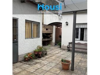 https://www.gallito.com.uy/venta-amplio-apartamento-3-dormitorios-2-baños-excelente-inmuebles-27313785