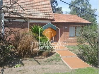 https://www.gallito.com.uy/venta-casa-2-dormitorios-con-apto-al-fondo-en-inmuebles-26114619