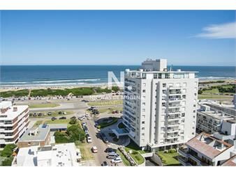 https://www.gallito.com.uy/apartamento-en-venta-de-3-dormitorios-en-playa-inmuebles-24988188