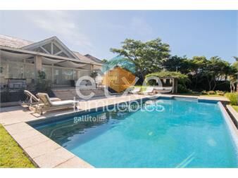 https://www.gallito.com.uy/enorme-casa-venta-con-gran-terreno-inmuebles-27469366
