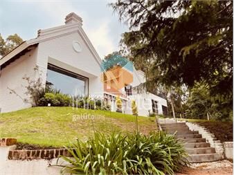 https://www.gallito.com.uy/casa-en-punta-del-este-golf-inmuebles-27474101