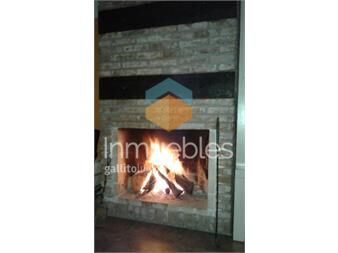 https://www.gallito.com.uy/casa-en-alquiler-con-frente-fondo-y-cocheras-maroñas-inmuebles-27441529