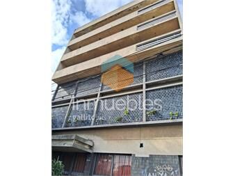 https://www.gallito.com.uy/vendo-apartamento-3-dormitorios-en-curva-de-maroñas-inmuebles-27479321