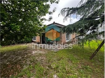 https://www.gallito.com.uy/venta-de-casa-de-2-o-3-dormitorios-en-el-bosque-inmuebles-27484824