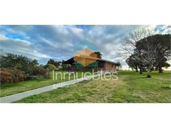 https://www.gallito.com.uy/venta-de-chacra-10-hasproxima-a-la-palmita-y-8-inmuebles-27484937