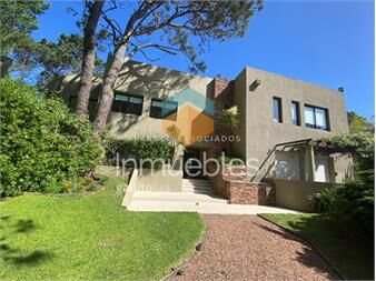https://www.gallito.com.uy/casa-en-venta-en-rincã³n-del-indio-5-dormitorios-inmuebles-25285506