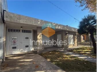 https://www.gallito.com.uy/muy-buena-propiedad-y-ubicacion-a-una-cuadra-de-av-garzon-inmuebles-27485419