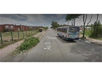 https://web5.gallito.com.uy/terreno-venta-nuevo-paris-millan-y-carafi-a-mts-de-accesos-inmuebles-23803825
