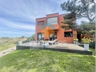 https://www.gallito.com.uy/venta-casa-4-dormitorios-el-chorro-manantiales-inmuebles-25155450