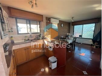 https://www.gallito.com.uy/venta-casa-ph-de-altos-de-4-dormitorios-con-renta-inmuebles-26261451