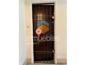 https://www.gallito.com.uy/en-venta-apartamento-2-dormitorios-y-patio-en-de-inmuebles-27490240