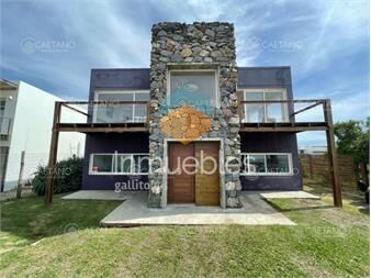 https://www.gallito.com.uy/hermosa-casa-de-dos-plantas-enfrente-al-mar-inmuebles-27493978