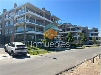 https://www.gallito.com.uy/apartamento-de-2-dormitorios-en-alquiler-en-carrasco-norte-inmuebles-27125151