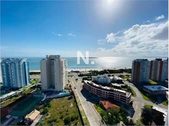 https://web5.gallito.com.uy/apartamento-en-venta-de-2-dormitorios-en-playa-inmuebles-24988232