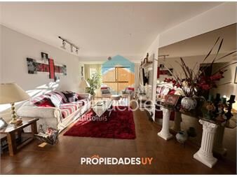 https://www.gallito.com.uy/vende-apartamento-frente-al-mar-en-brava-punta-2-inmuebles-27503089