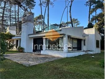 https://www.gallito.com.uy/casa-en-punta-del-este-zona-comercial-colegios-inmuebles-27489571